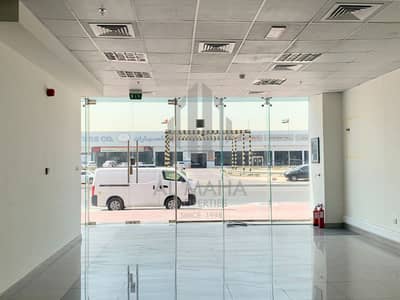 معرض تجاري  للايجار في أم رمول، دبي - معرض تجاري في بناية AJD أم رمول 250000 درهم - 5931671