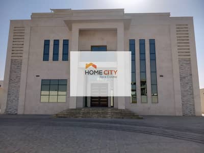 فیلا 8 غرف نوم للايجار في الشوامخ، أبوظبي - فيلا للايجار ابوظبي مدينة الشوامخ الجديد جديد اول ساكن (8 غرف ماستر ) 250,000 درهم