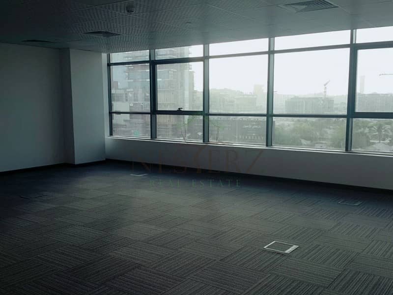 Semi Fited Office ONYX Tower for Rent @AED 100K