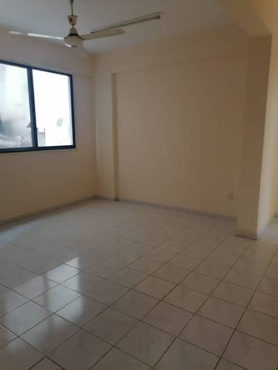 1 Bedroom Apartment for Rent in Um Tarafa, Sharjah - apartment for rent in um tarafa sharjah