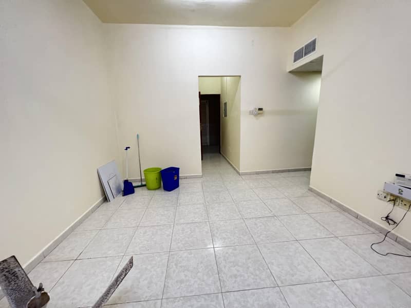 Квартира в Мувайли Коммерческая，Муваилех Билдинг, 1 спальня, 17000 AED - 6397014