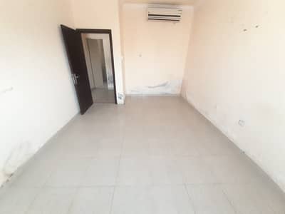 Hot offer of 2bhk very low price Apartment big hall and big 22k in muwaileh
