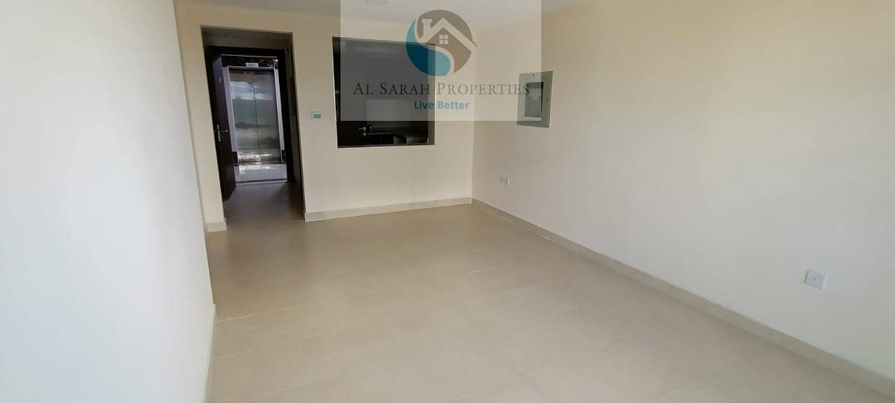 Spacious  I 1 BR I Community View I Chiller Free