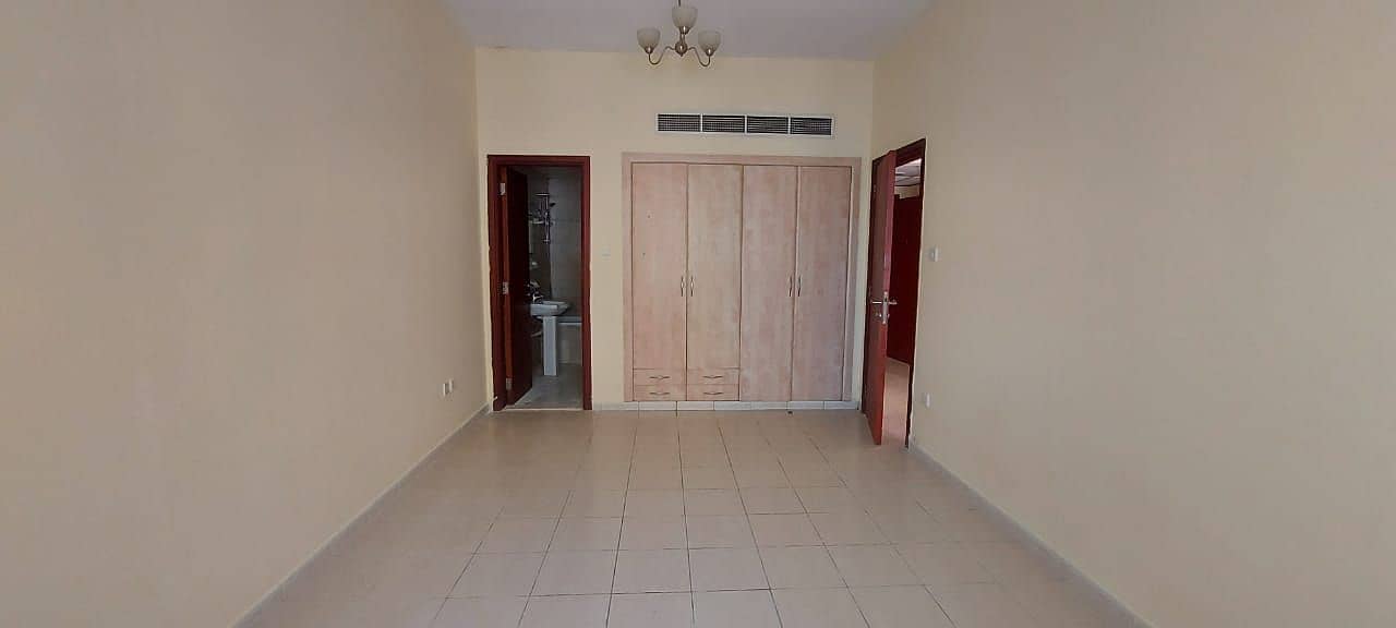 HOT OFFER 1BEDROOM WITH BALCONY FOR RENT E BLOCK
