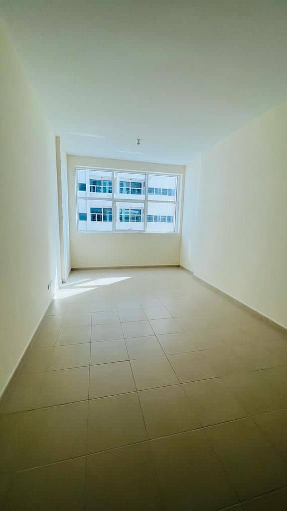 TWO BHK APARTMENT AVAILABLE FOR RENT JUST 31K