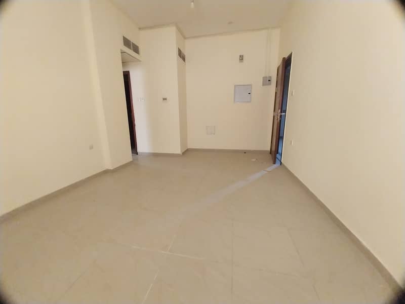 SOOPER DOOPER OFFER FOR FAMILY 1BHK 16K  WITH CENTRAL AC PRIME LOCATION IN MUWAILIH