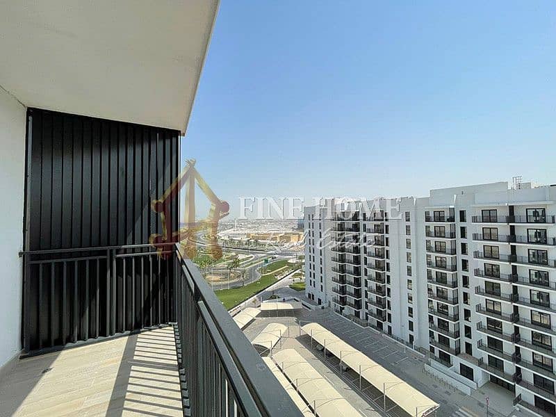 Spacious Apartment 2BR+Balcony|Ferrari world view