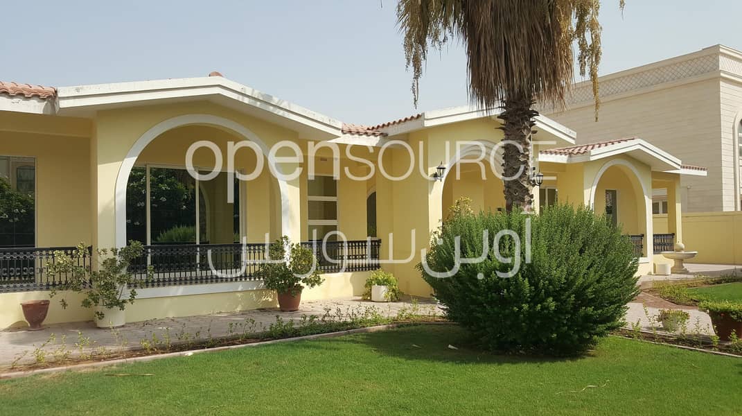 Beautiful Single storey villa with Landscaped in Al Barsha 2