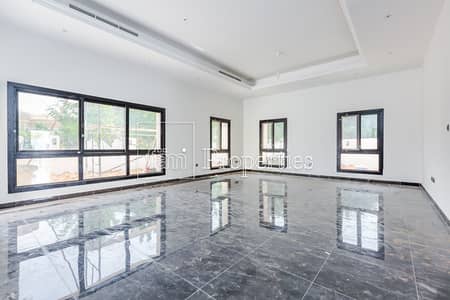 Brand New High Quality 5BR Custom Villa! Brand New High Quality 5BR Custom Villa!