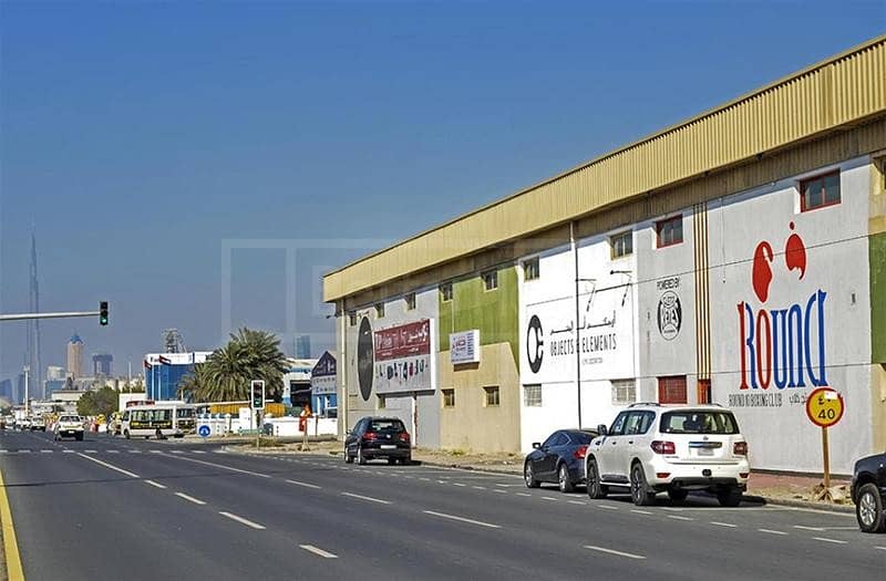 COMMERCIAL WAREHOUSE AVAILABLE FOR RENT IN AL QUOZ