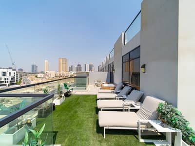 2 Bedroom Penthouse for Sale in Jumeirah Village Circle (JVC), Dubai - Exclusive Penthouse! 2 BR with Rooftop Jacuzzi