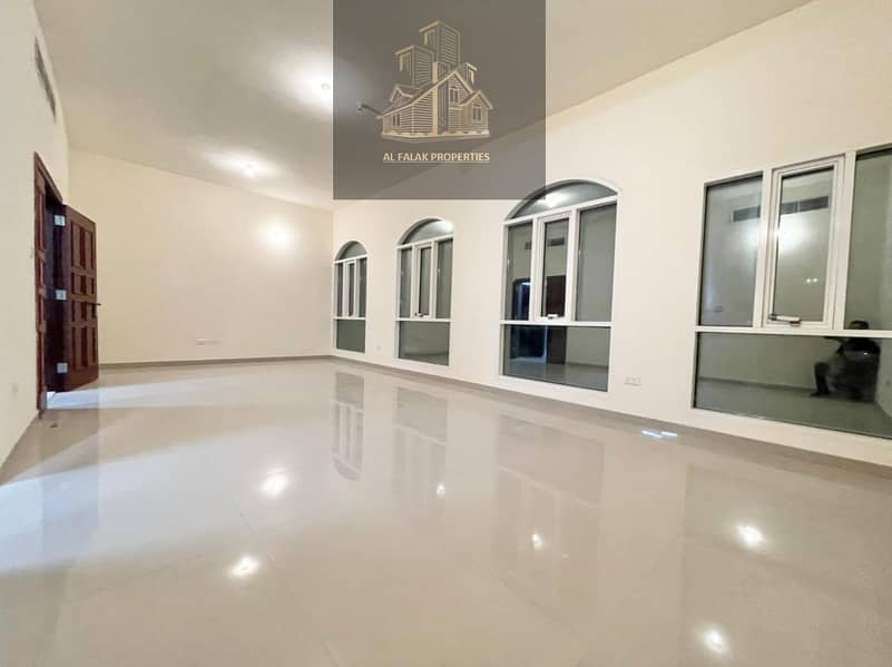 Квартира в Аль Мушриф, 3 cпальни, 88000 AED - 6408419