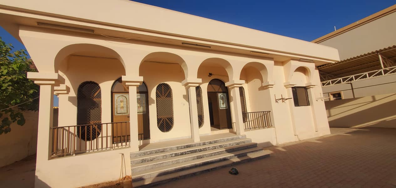 Limited offer 3 Bedroom Hall Villa available in Low price just 50k in Al Nekhailat