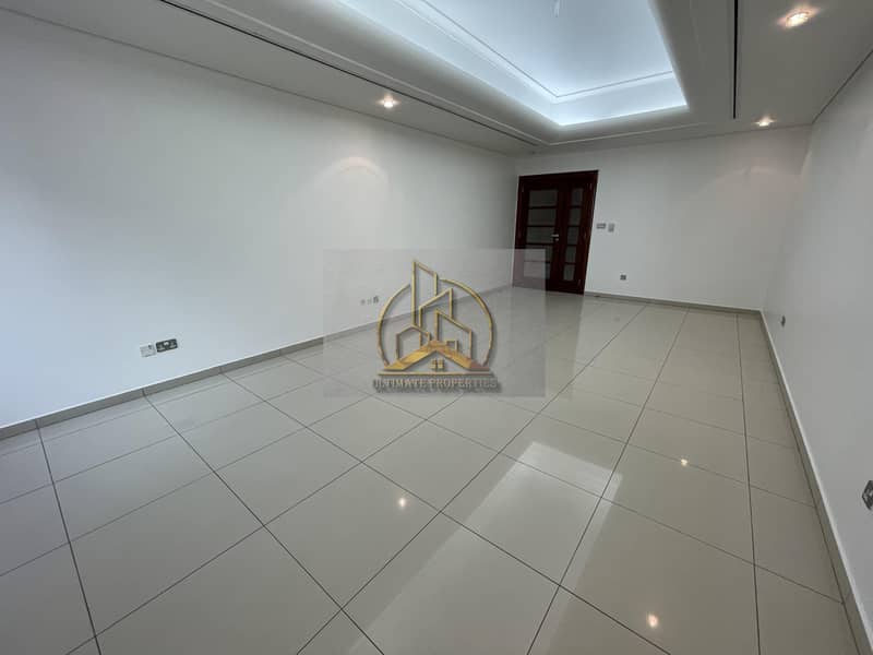 Квартира в Аль Халидия, 2 cпальни, 76000 AED - 6308877