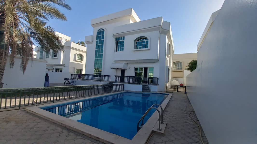 Amazing Standalone 5BH Villa with Garden and Private Pool in Sharqan