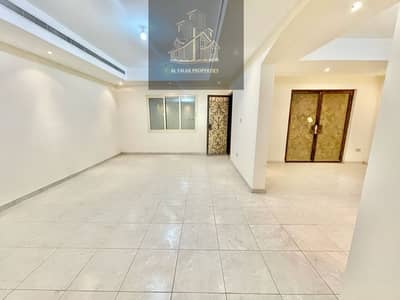 Super Clean 4 Beds Villa , Maids Room , Majles Near mazyed  mall