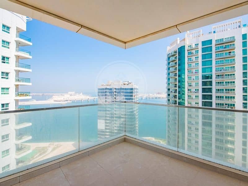 Vacant| Sea view| Carpeted| Fully equipped kitchen