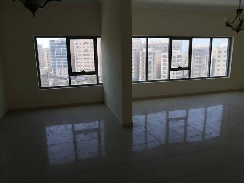 11 For sale an apartment of 3 rooms and a hall with a balcony in Al Majaz 3 in Al Serhi Tower
