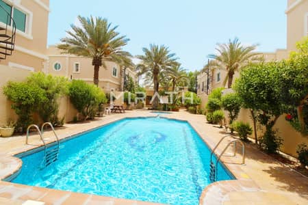 4 Bedroom Villa for Rent in Umm Suqeim, Dubai - Bright 4BR Compound Villa | Community Pool | Gym