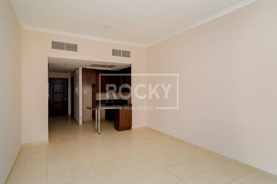 Квартира в Дубай Инвестиционный Парк (ДИП), 27000 AED - 6417627