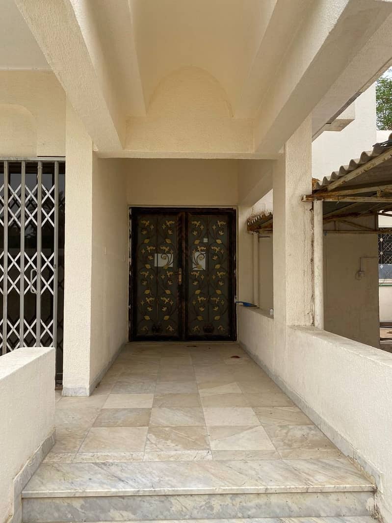 Spacious 5 Bed Room Villa for Staff in Alain