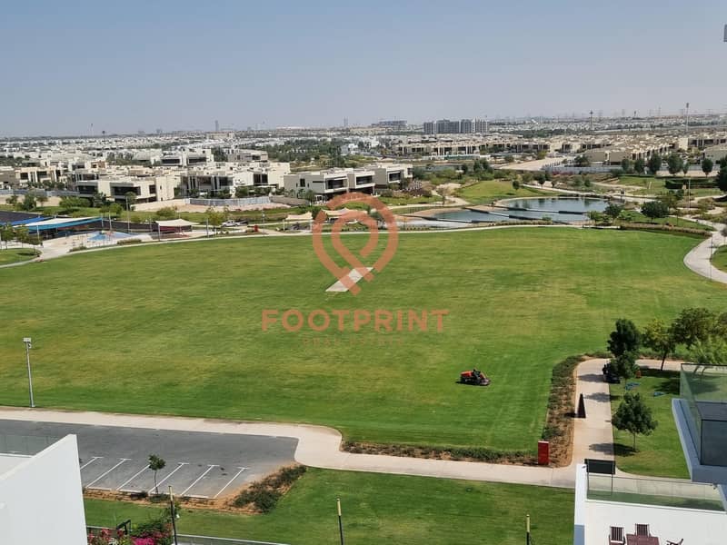 Full Park facing - Spacious Layout Excellent Investment