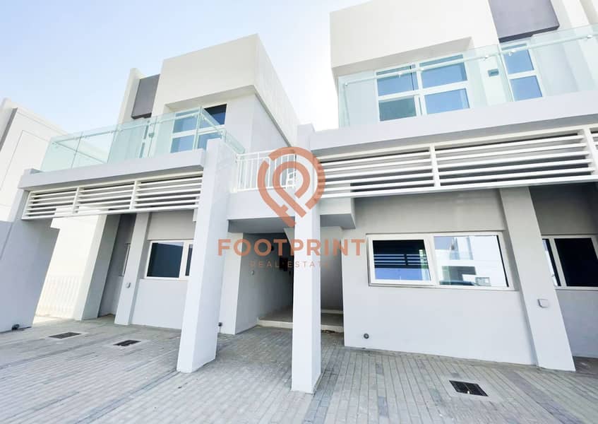 1 Bed townhouse ready to move | 556 thousand only |
