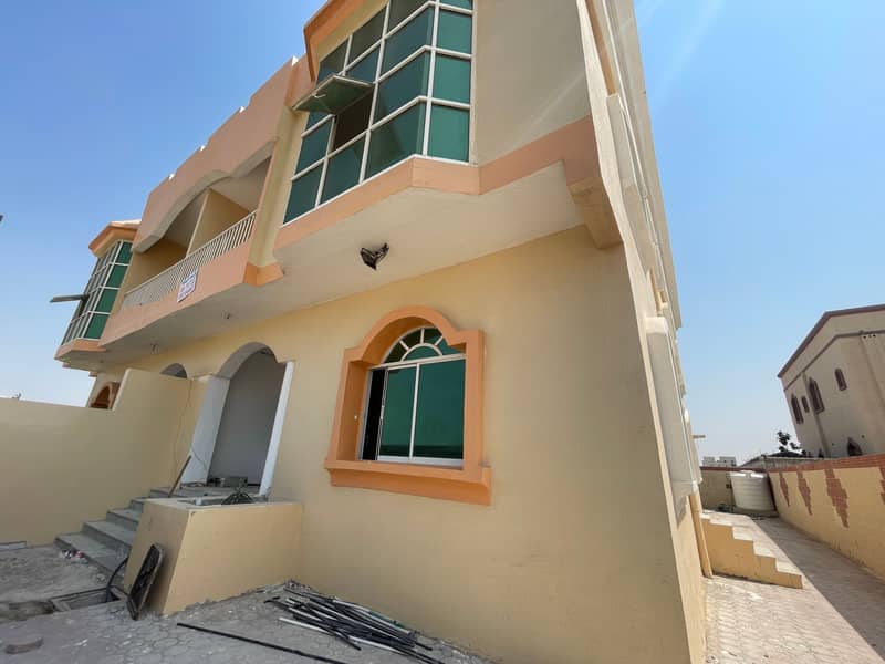 8 bedroom and 6 Bathroom Villa for Rent Al Juraf