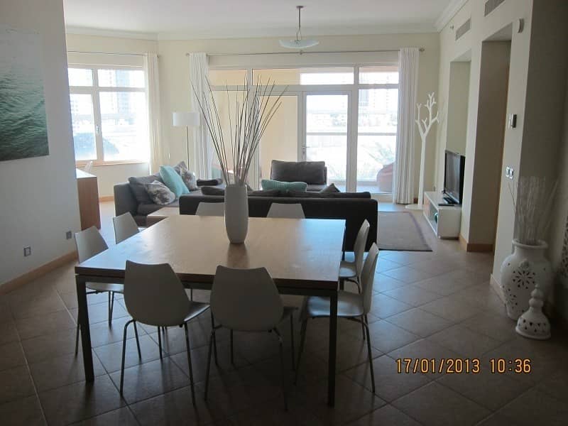 Sea View Furnished 3BR+M Apartment in Shoreline Palm Jumeirah