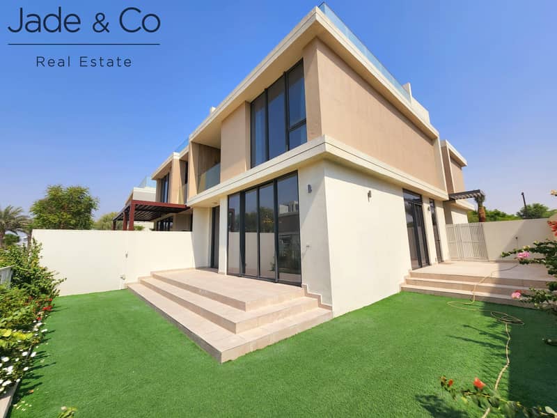 4 Bedrooms | Full Golf View | Upgraded