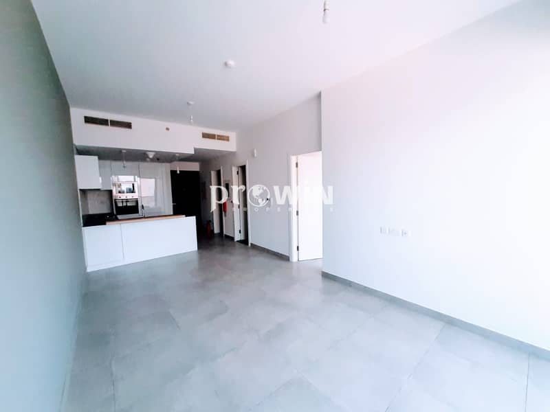 SPACIOUS 1BR + STUDY | CHILLER FREE | BRAND NEW | MODERN DESIGN | AVAILABLE NOW