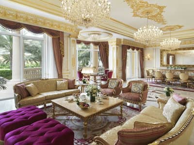 5 Bedroom Penthouse for Sale in Palm Jumeirah, Dubai - Luxurious Triplex Penthouse | Private Beach