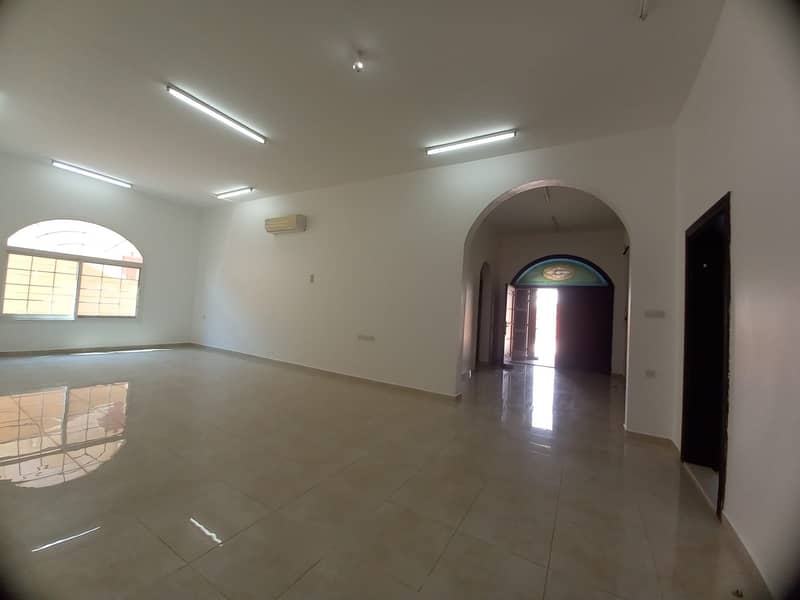 High Class Finishing 4 Bedrooms Majlis Hall 5 Bath with Huge Yard And Cover Parking For Rent