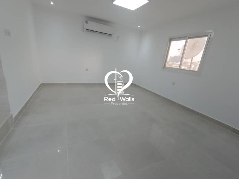 Excellent studio with accessible Terrace in Karamah