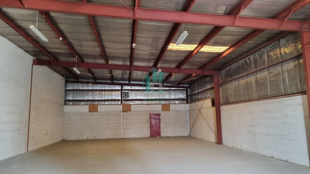 5,000 square feet warehouse for rent in Al Quoz Industrial Area