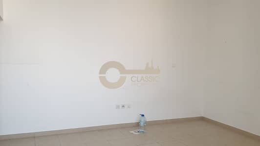 Huge 2 Bedroom | Higher Floor| Canal view