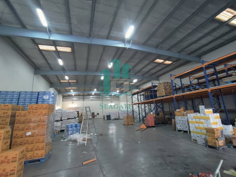10000 sq ft warehouse for rent in Al QUOZ