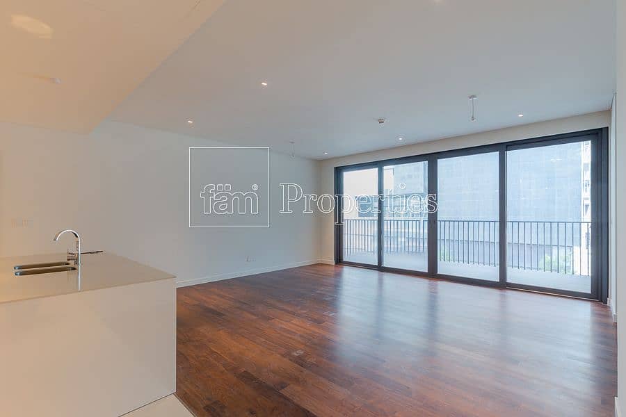 Stunning 2 Bedroom | City View and By Mall