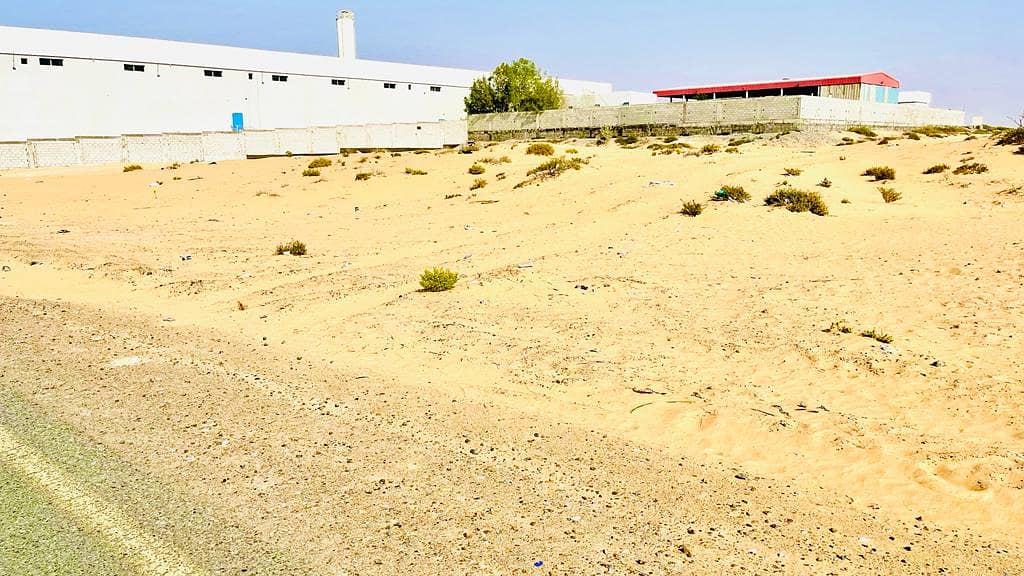 FULLY 99 YEARS  INDUSTRIAL LAND SIZE 58125 SQFT( 90X60)  SQMT  ON PRIME LOCATION UMM E THOUB UAQ