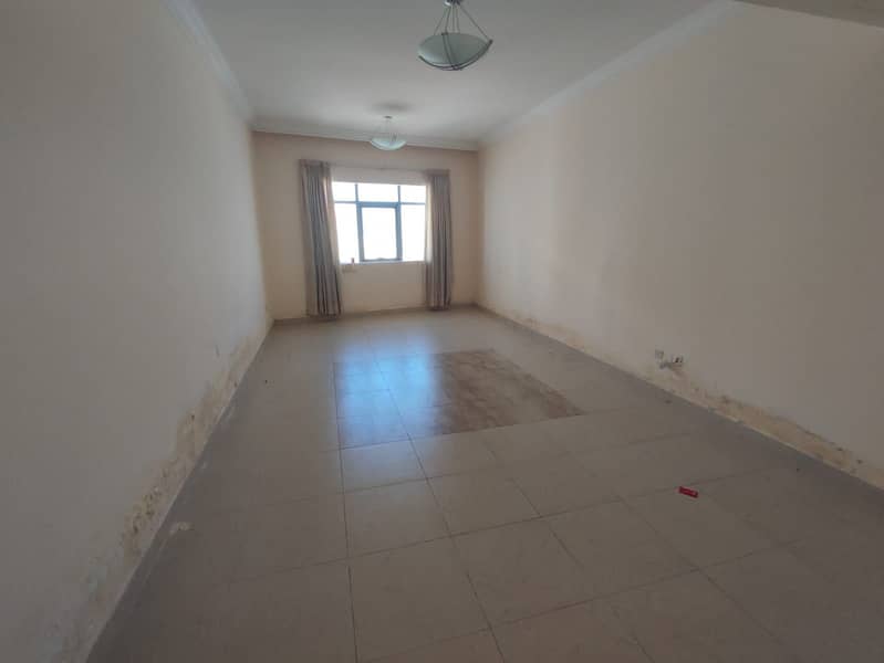 Apartment for sale rented with an income of  21.000  in the Sharjah Taawun area