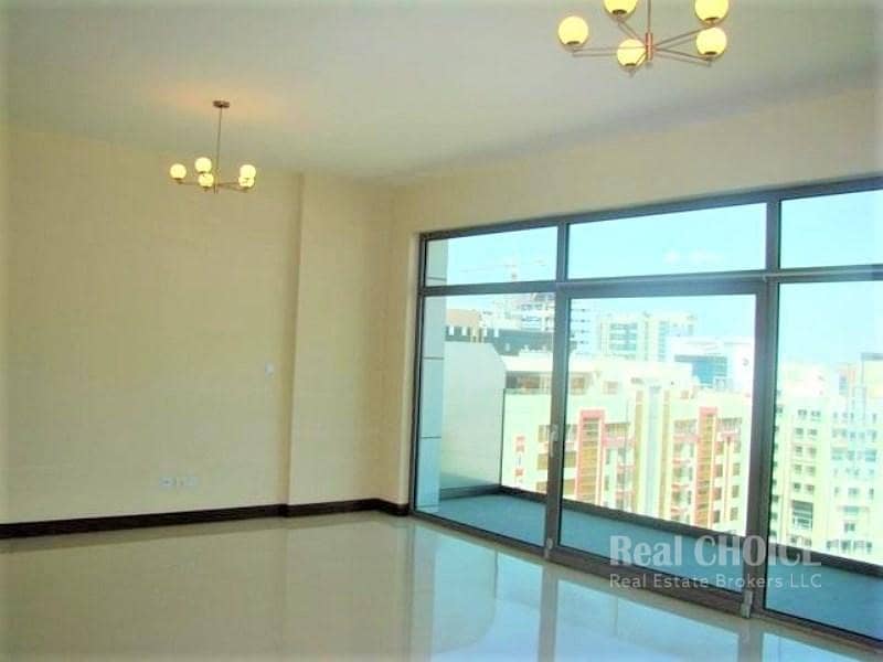 Unfurnished 2 Bed | High Floor | Community View