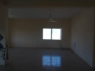 2 Bedroom Villa for Rent in Al Fayha, Sharjah - 2 B/R HALL VILLA WITH 2 FULL BATH AVAILABLE IN AL FAYHA AREA NEAR TO AL BURJEEL HOSPITAL
