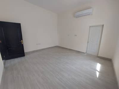 شقة 3 غرف نوم للايجار في مدينة الرياض، أبوظبي - شقة في مدينة الرياض 3 غرف 60000 درهم - 6432264