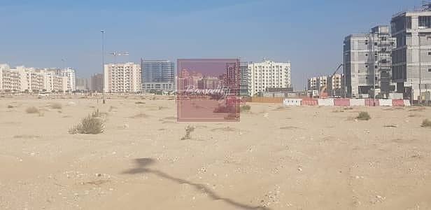 Plot for Sale in Liwan 2, Dubai - Corner land with retail, the cheapest price .