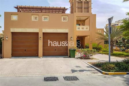5 Bedroom Villa for Sale in Al Furjan, Dubai - Vacant on Transfer | Single Row | Large BUA