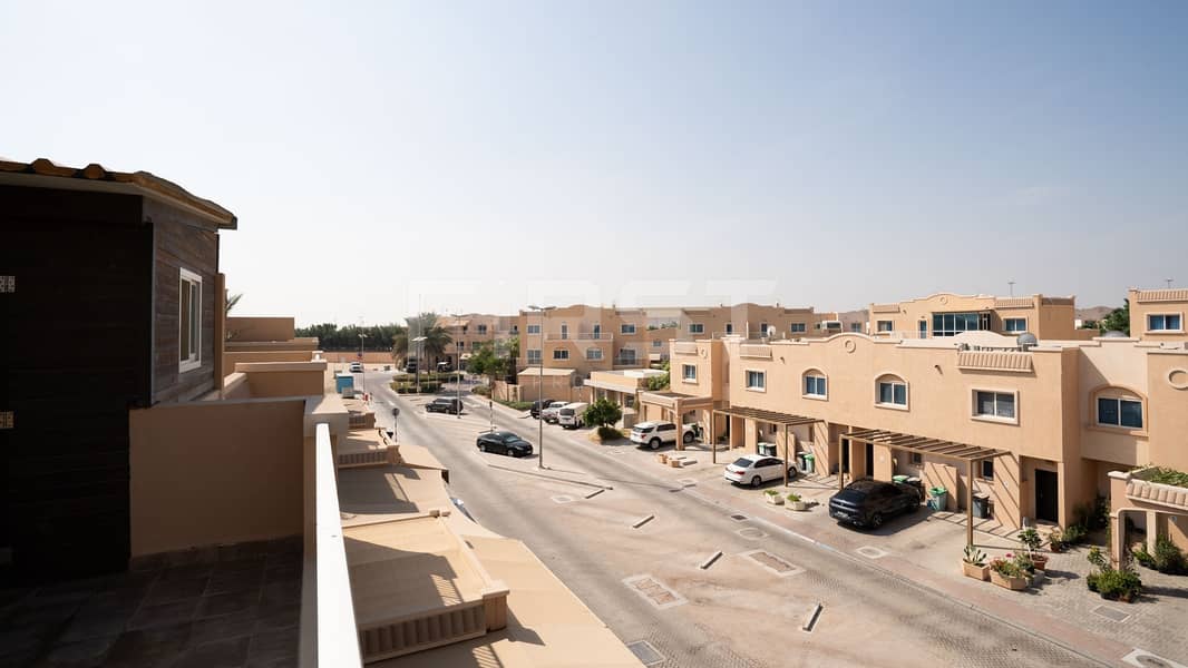 Great Location | Single Row Corner Villa Great Location | Single Row Corner Villa