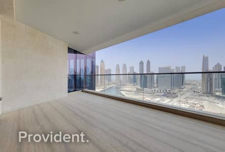 2 Bedroom Flat for Sale in Business Bay, Dubai - Panoramic Half Floor Unit | Dubai Canal View