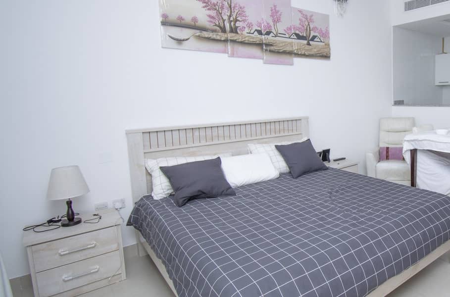 5 Fully Furnished | Monthly Basis | Include Free Parking