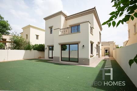 4 Bedroom Villa for Sale in Arabian Ranches 2, Dubai - Location is Key | Pool & Park View