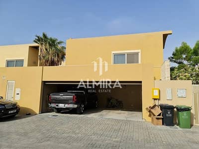 5 Bedroom Villa for Rent in Al Raha Gardens, Abu Dhabi - Private Pool | Upgraded Deluxe Villa | Move in Soon